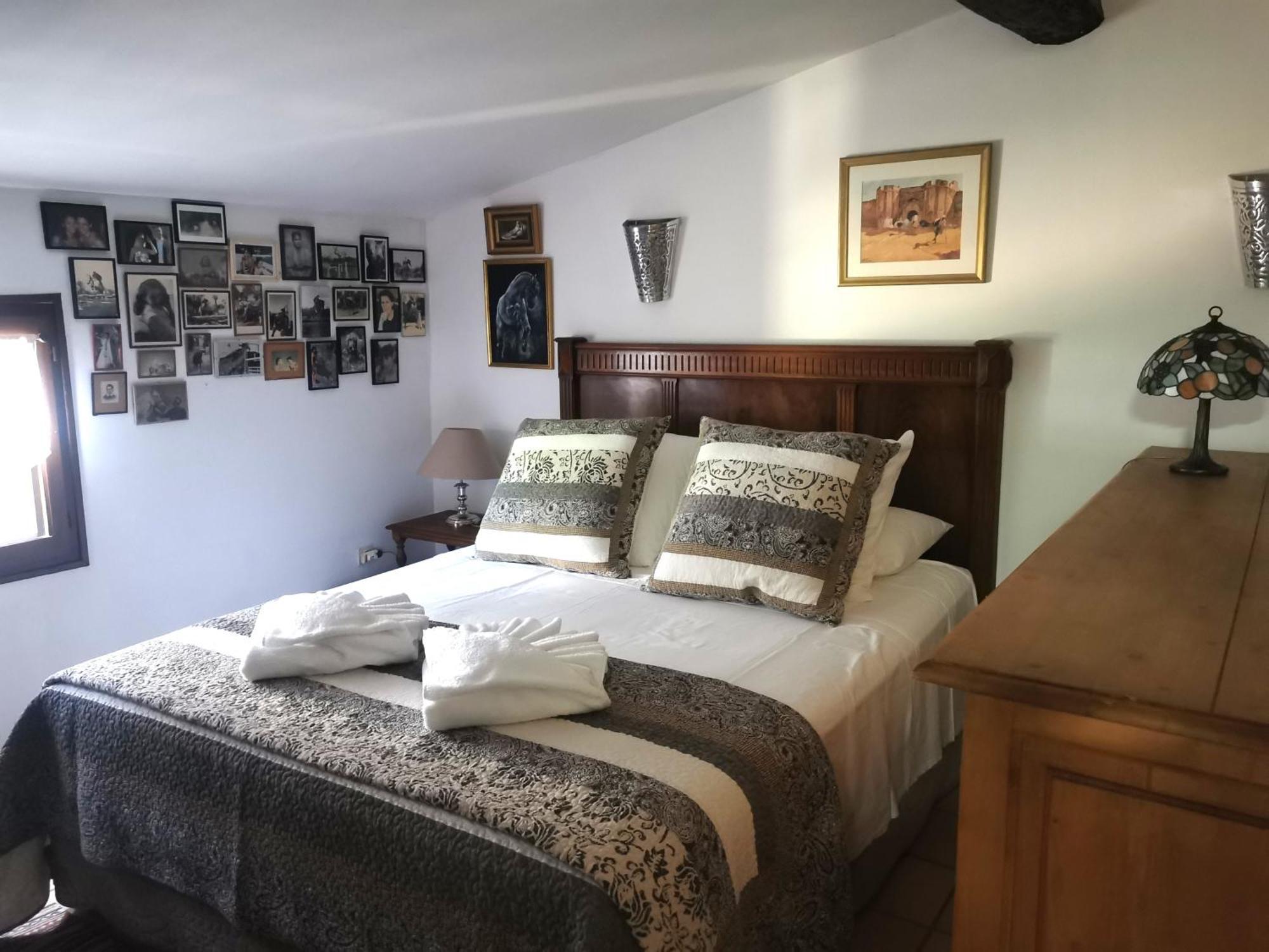 Le Cellier De Beaulieu, Au Pied De La Cite, Maison De Vacances Avec Climatisation Et Jacuzzi Каркассонн Екстер'єр фото
